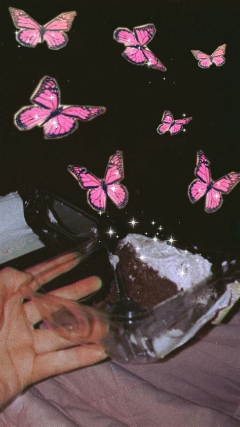 Pink butterfly 90’s aesthetic picture | Pink butterfly, 90’s aesthetic, Editing pictures