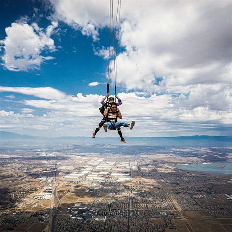 Canopy Proximity Course - Skydive Perris