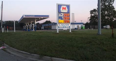 Marathon gas station robbed overnight in Van Buren Co.