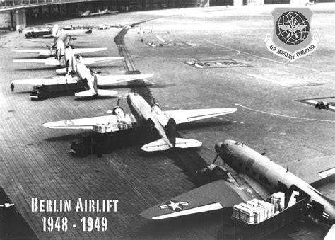 The Berlin Airlift celebrates 65 years > Air Mobility Command > Article Display