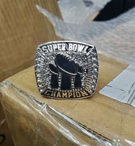 Fake Super Bowl rings headed to Jerseyville seized by customs