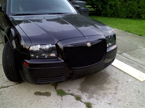 Chrysler 300m grilles