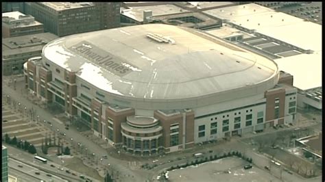 The Edward Jones Dome gets a new name Friday | FOX 2