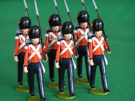 File:Toy Soldiers British Coldstream Guards.jpg - Wikimedia Commons