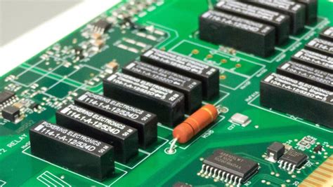 Surface Mount vs. Through-Hole: PCB Assembly Techniques ExplainedNeed ...