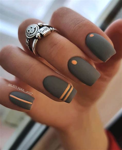 Stylish Nail Art Designs That Pretty From Every Angle : Matte grey nails