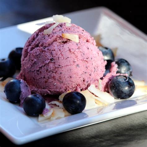 Our 15 Best Fresh Fruit Ice Creams and Sorbets Are Pure Summer Bliss | Coconut milk ice cream ...