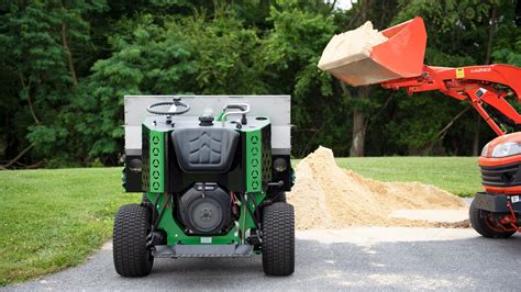 Get The Toughest Sand Spreaders For Topdressing