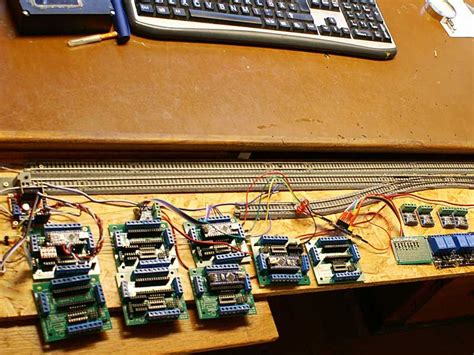 Use Arduino to create railway layout and control trains | Arduino, Model train layouts, Model trains