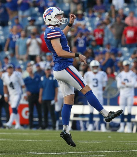 Bills Extend K Tyler Bass