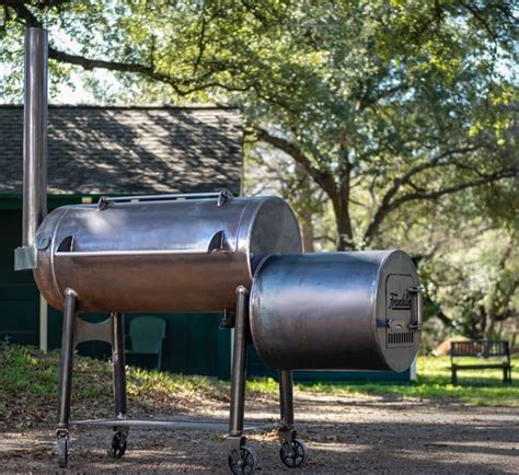 Franklin BBQ Pit by Pitmaster Aaron Franklin in 2020 | Franklin bbq ...