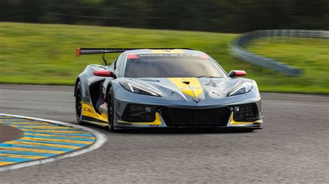 Surprise! 2020 Chevrolet Corvette C8.R Race Car Debuts at C8 Corvette Convertible Event