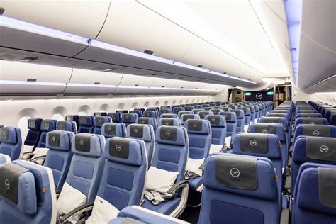 Inside Lufthansa’s Brand New A350-900 – TheDesignAir