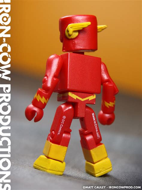 Iron-Cow Productions » DC Minimates Wave 7: Flash