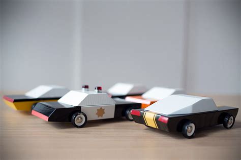 MO-TO Modern Vintage Toy Cars