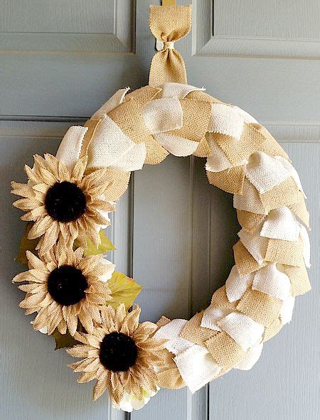 Fall Burlap Ribbon Wreath - My Pinterventures