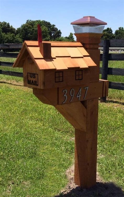 DIY mailbox post designs and ideas - THE HOMESTUD | Wooden mailbox, Diy mailbox, Mailbox design