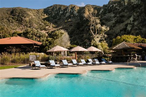 Indulge in the SoCal Lifestyle at This Outdoorsy Orange County Hotel ...