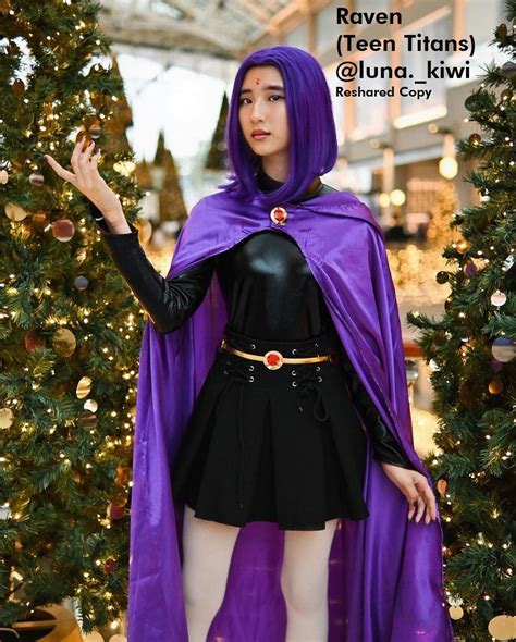 Raven Cosplay Titans