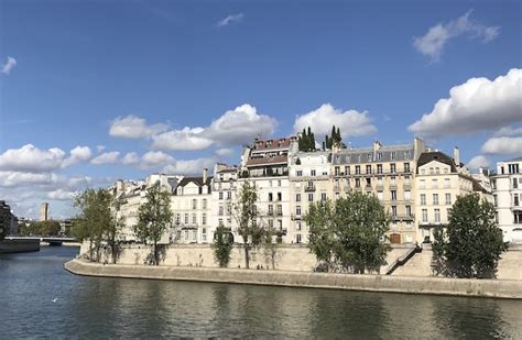 The Île Saint-Louis: An Island Gem in the Heart of Paris | Bonjour Paris