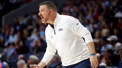 Chris Beard contract: What Ole Miss basketball coach said of extension