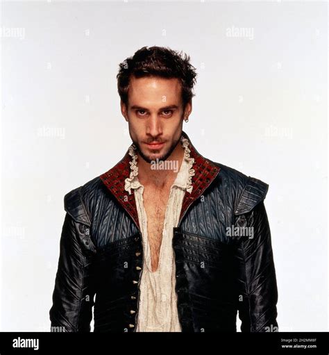 JOSEPH FIENNES in SHAKESPEARE IN LOVE (1998), directed by JOHN MADDEN ...