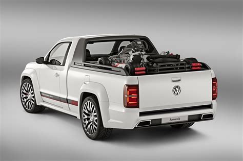 Volkswagen Amarok Power-Pickup unveiled - Photos (1 of 6)