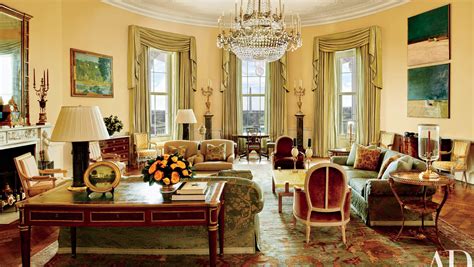 See the Obamas' White House private quarters for the first time