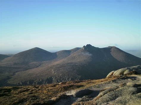 The Stradbally Mountain - Kerry Mountain • Go-to-Ireland.com