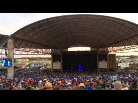 Mid Florida Amphitheater - YouTube