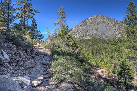 10 Best Hiking Trails in Lake Tahoe - Take a Walk Around Lake Tahoe's ...