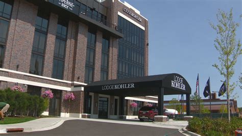 Lodge Kohler gives preview of luxury hotel before grand opening | WLUK