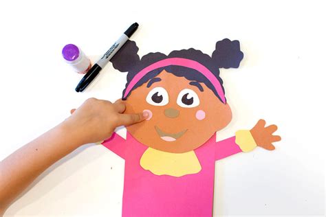 Make a Puppet: Daniel Tiger, Miss Elaina, and… | PBS KIDS for Parents