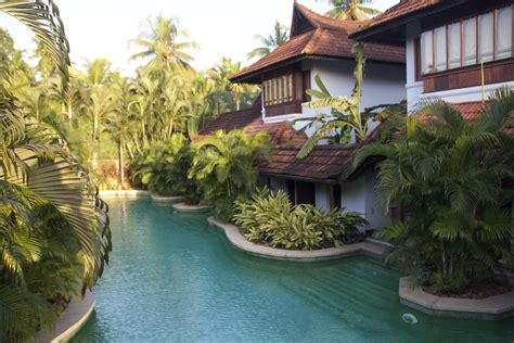 Review: Kumarakom Lake Resort | Lake resort, Resort, Hotels and resorts