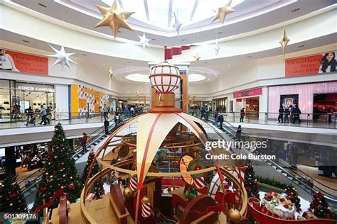 26 Scarborough Town Centre Mall Stock Photos, High-Res Pictures, and Images - Getty Images