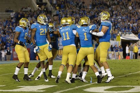 Bruinwalk | Ucla bruins football, Football, Ucla