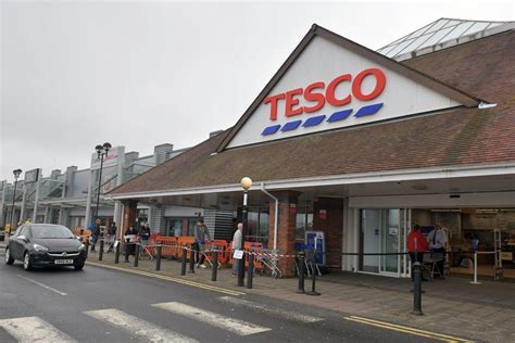 Tesco Falkirk provides over 147,000 meals for needy | Falkirk Herald