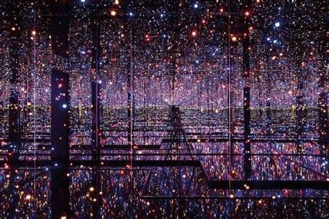 Yayoi Kusama Infinity Mirror Room