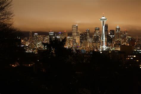 hello, world: Urban Hiking Day 4: Seattle Nightlife - through the lens ...