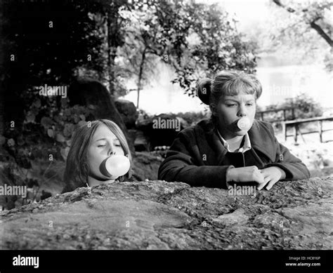 THE WORLD OF HENRY ORIENT, from left: Tippy Walker, Merrie Spaeth, 1964 Stock Photo - Alamy