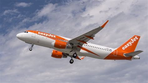 Easyjet launches Standard Plus bundled fare – Business Traveller