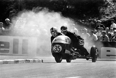 Isle of Man TT Racing 1960s | Racing, Tt races, Racing motorcycles