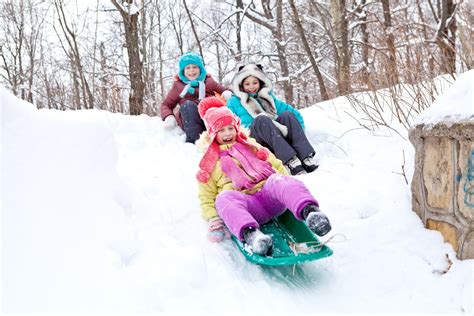 12 Best Snow Sleds for Kids, Toddlers, Teens & Adults [Best Sled Reviews 2021]