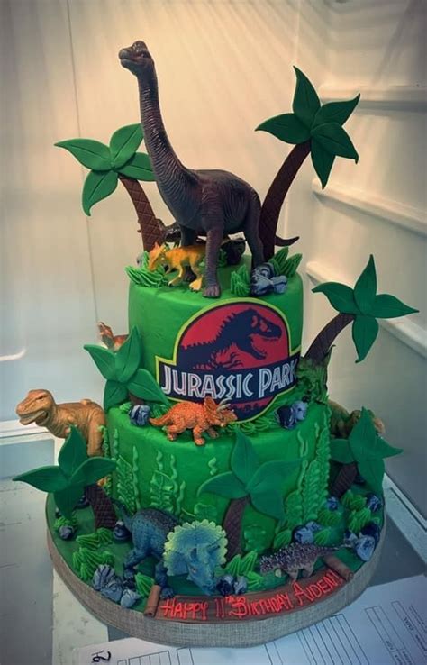 Jurassic Park Birthday Cake | Jurassic park birthday, Jurassic park ...