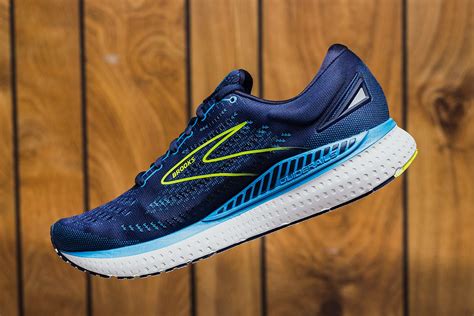 SHOE REVIEW: Brooks Glycerin GTS 19 - Canadian Running Magazine