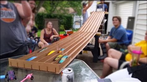 How To Build A Pinewood Derby Race Track - Biteelement14