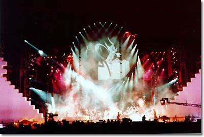 Pink Floyd The Wall Live - Imágenes - Taringa!