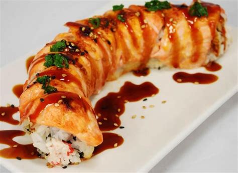 Baked Salmon Roll | Homemade sushi, Types of sushi rolls, Sushi recipes