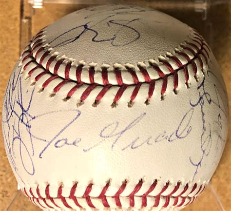 2009-ny-yankees-team-signed-baseball - Memorabilia Center