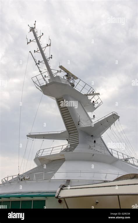 Radar mast on cruise ship hi-res stock photography and images - Alamy